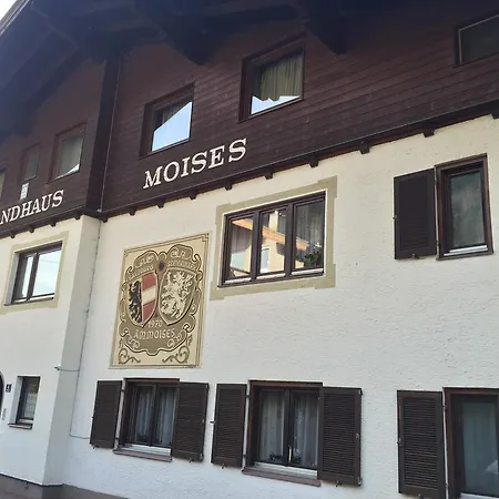 Moises